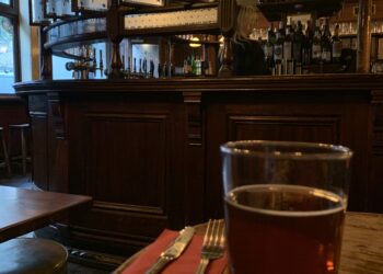 Um passeio pela história dos pubs de Londres