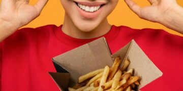 Como a música pode transformar o sabor dos alimentos?